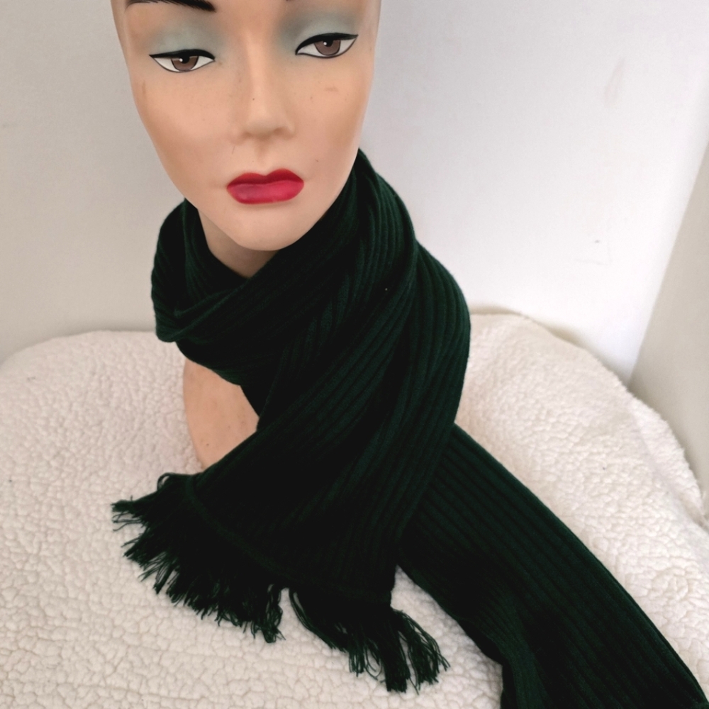 Isotoner Dark Green Rib Knit Scarf